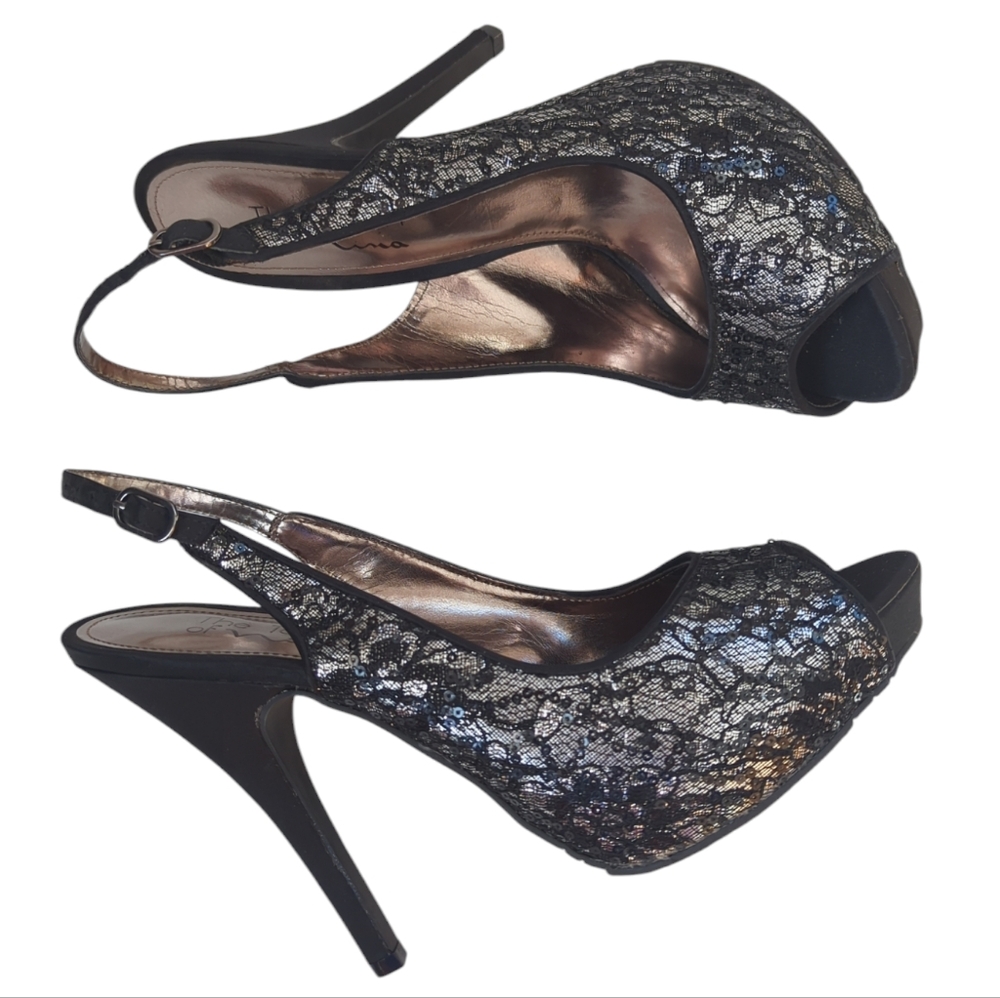 Touch of Nina Sequin Netting Peep Toe Stiletto Dressy Pumps 9.5M Black Silver
